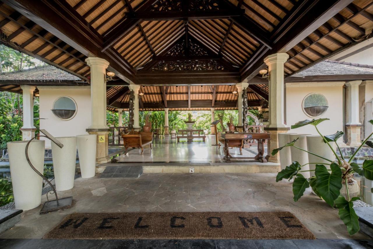 Hotel Vila Lumbung Seminyak Exteriör bild