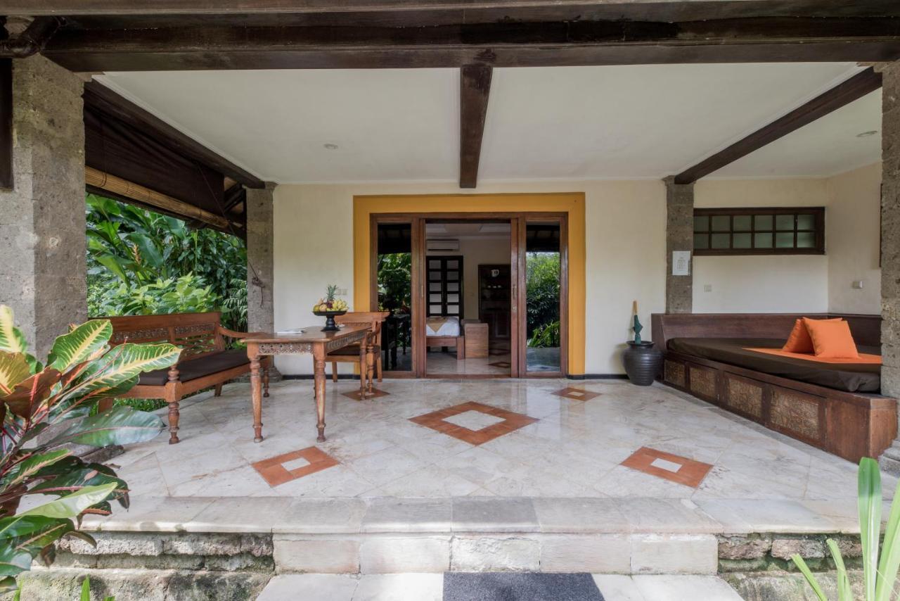 Hotel Vila Lumbung Seminyak Exteriör bild