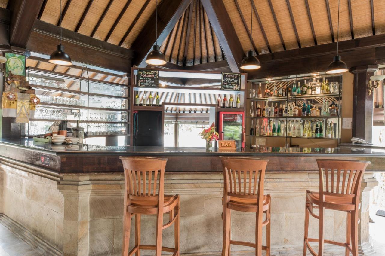 Hotel Vila Lumbung Seminyak Exteriör bild