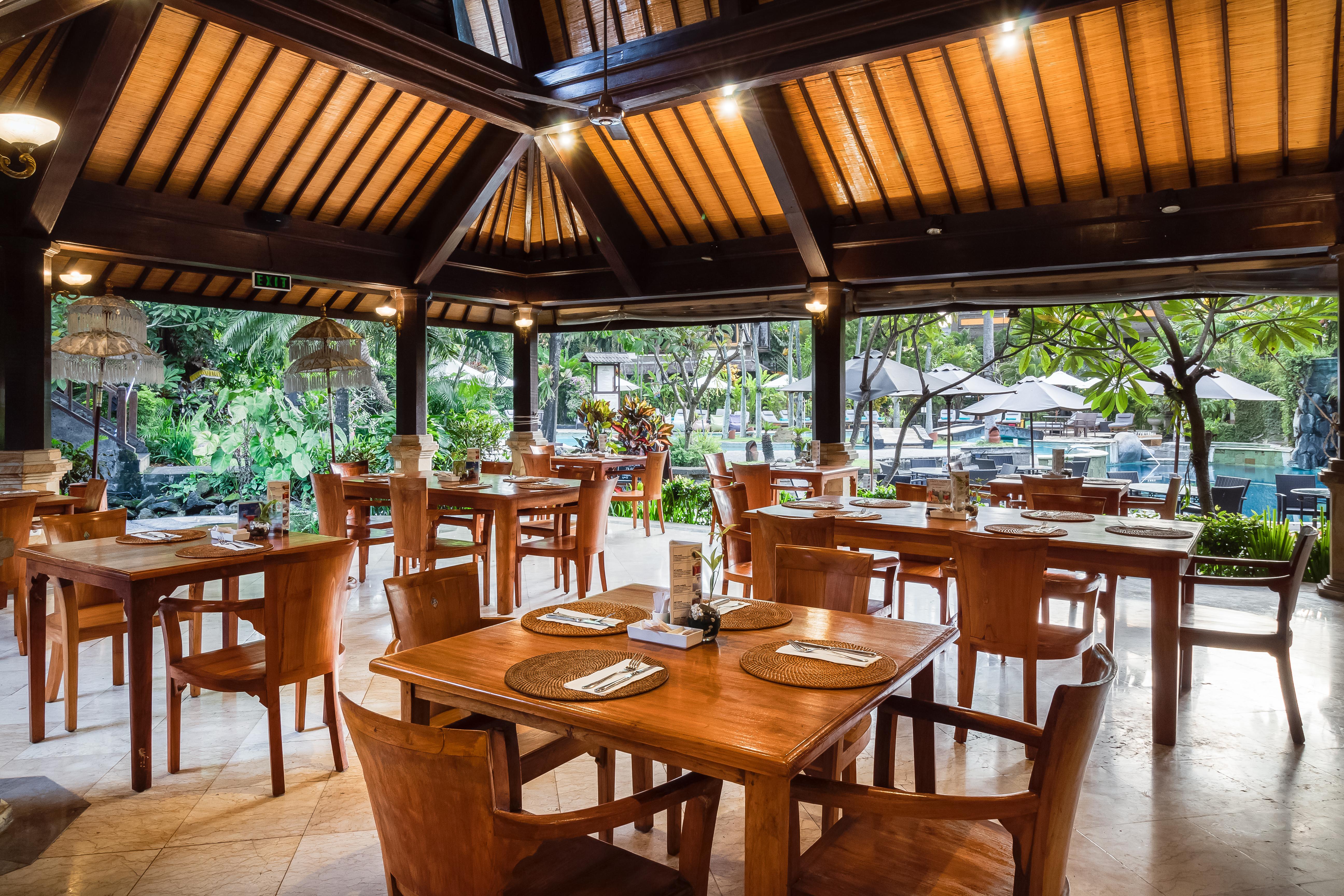 Hotel Vila Lumbung Seminyak Exteriör bild