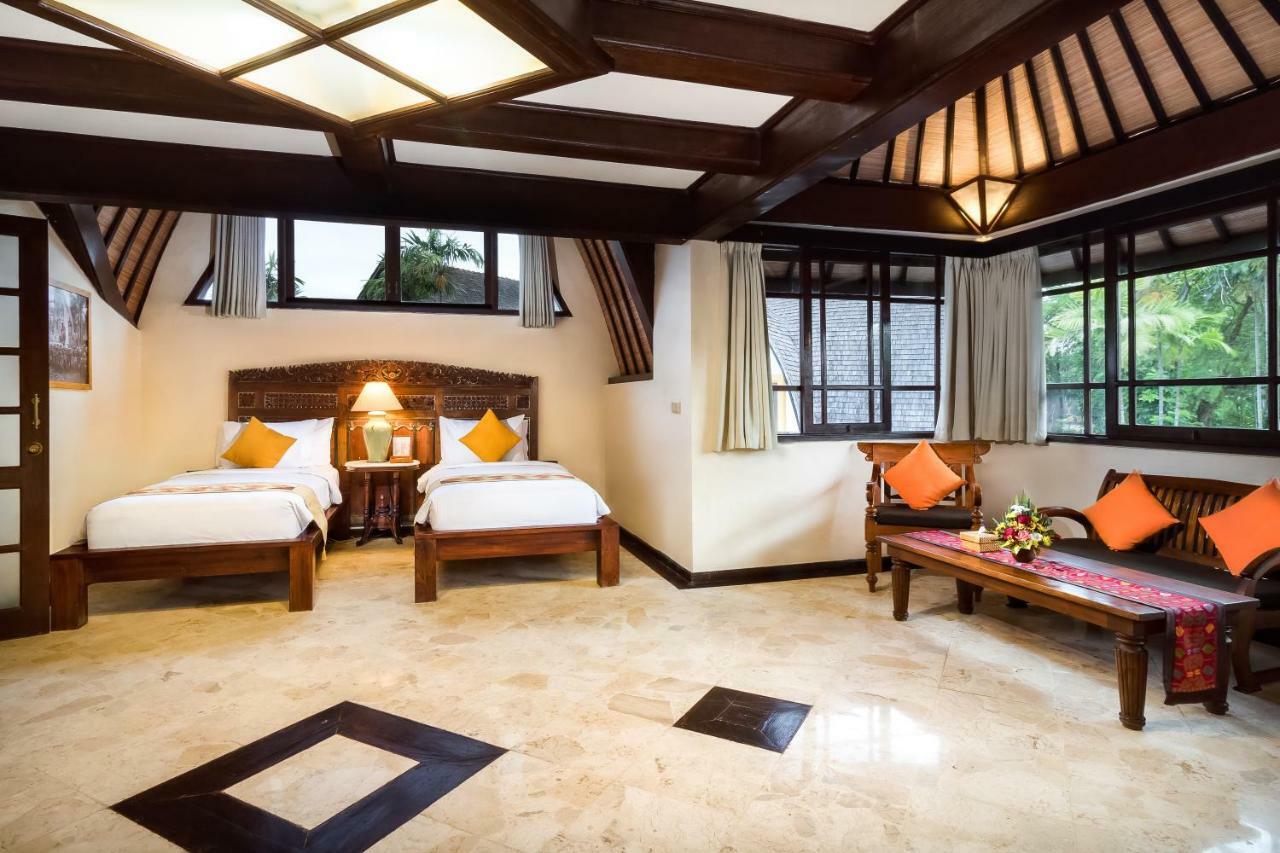 Hotel Vila Lumbung Seminyak Exteriör bild