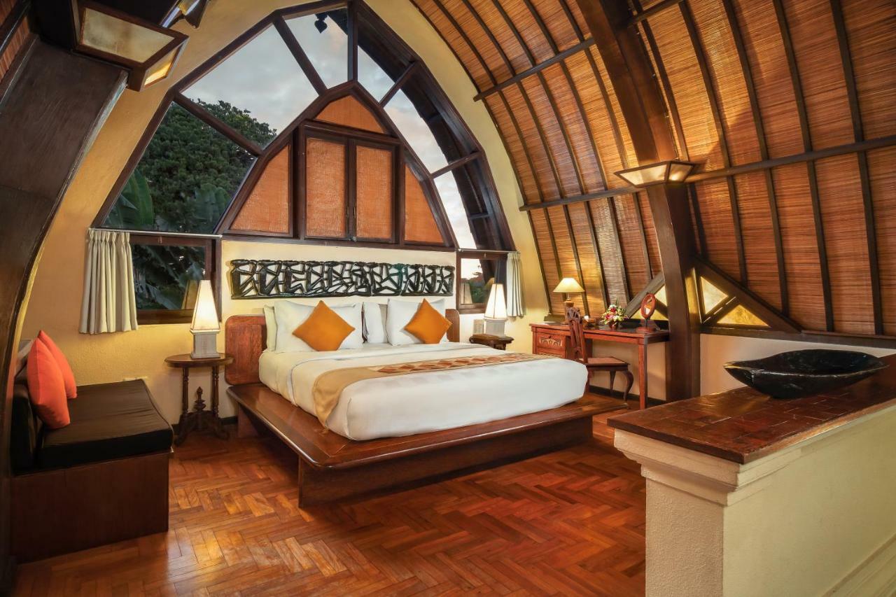 Hotel Vila Lumbung Seminyak Exteriör bild